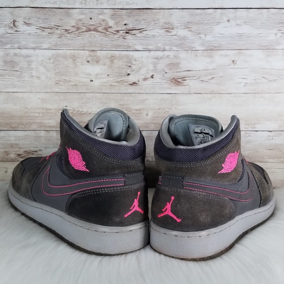 pink/grey/white jordan retro 3's #jordans #sneakerhead | Air jordans, Womens air jordans, Nike 